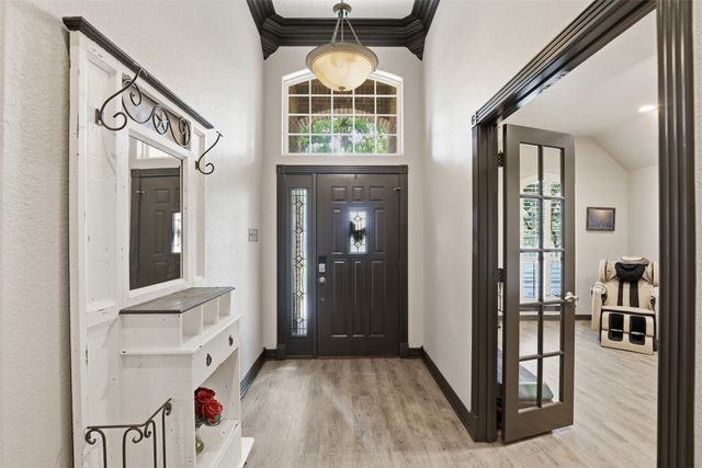 8904 Woodlawn Drive, Granbury, TX 76049