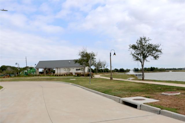 1606 Cedar Pointe Court, Arcola, TX 77545