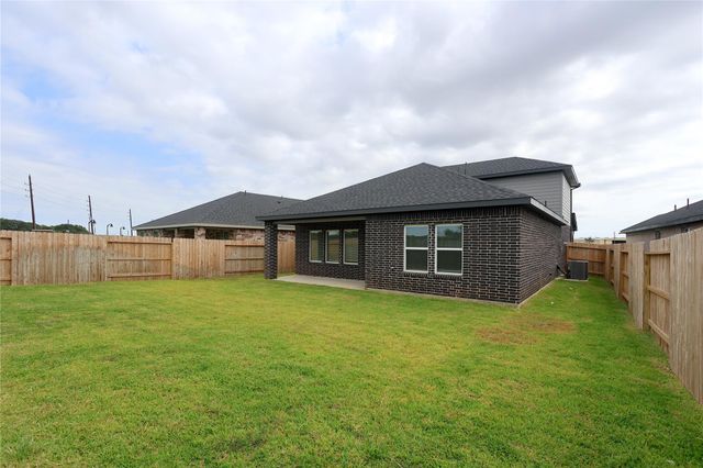 1606 Cedar Pointe Court, Arcola, TX 77545