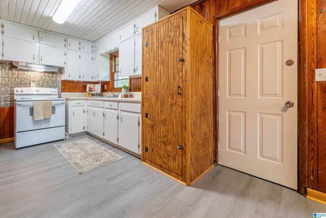 504 MAUMEE BOULEVARD, Weaver, AL 36277