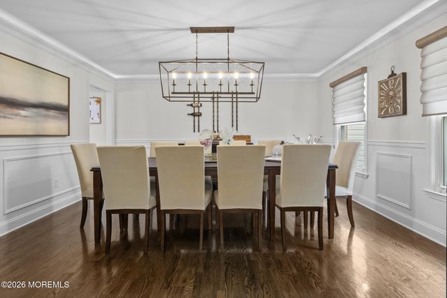 5 Brookside Circle, Marlboro, NJ 07746
