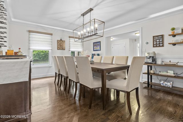 5 Brookside Circle, Marlboro, NJ 07746