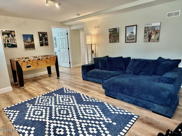 34 Cider Mill Way, Wilton, NY 12866