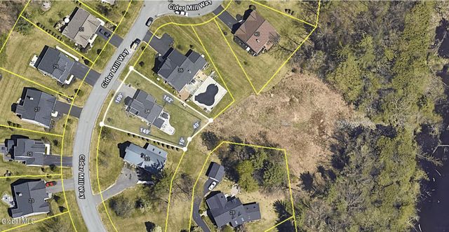 34 Cider Mill Way, Wilton, NY 12866