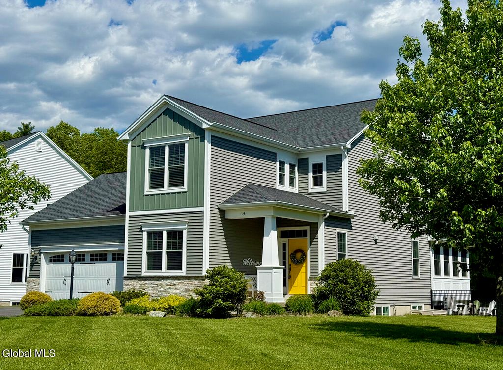 34 Cider Mill Way, Wilton, NY 12866