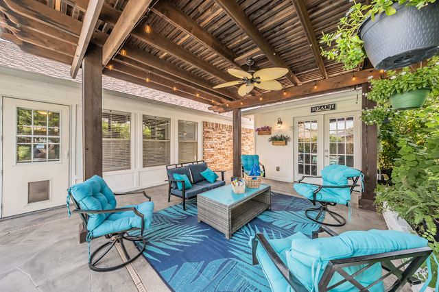 8429 Stephanie Drive, North Richland Hills, TX 76182
