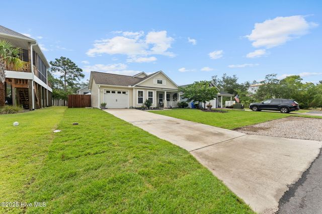 126 NW 14th Street, Oak Island, NC 28465