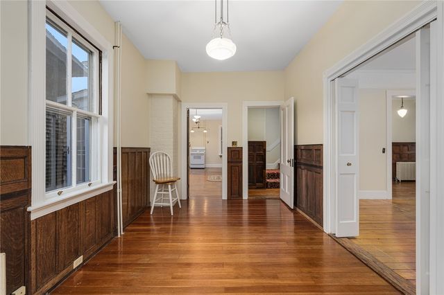 39 Walcott Avenue, Jamestown, RI 02835