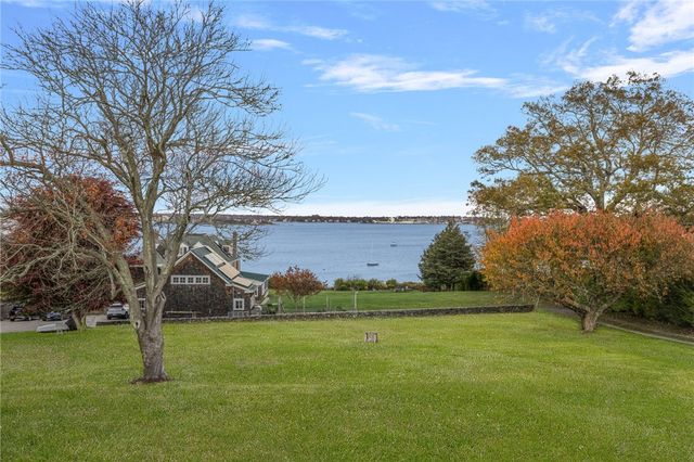 39 Walcott Avenue, Jamestown, RI 02835