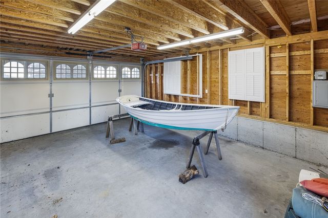 39 Walcott Avenue, Jamestown, RI 02835