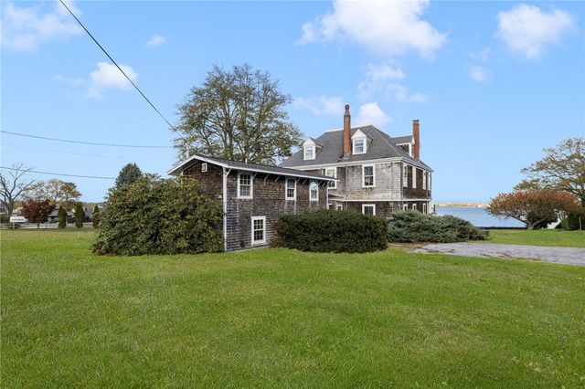 39 Walcott Avenue, Jamestown, RI 02835