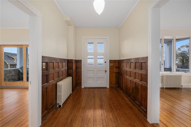 39 Walcott Avenue, Jamestown, RI 02835