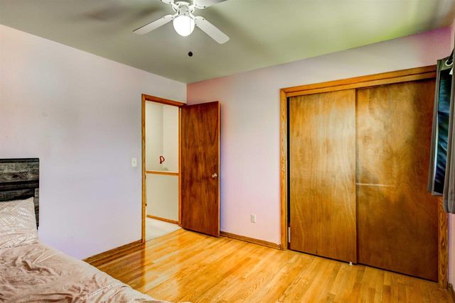 1235 S WESTHAVEN DRIVE, Oshkosh, WI 54904