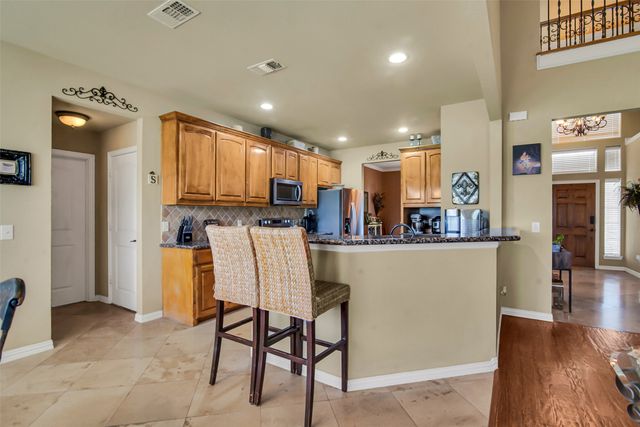 156 Buckskin Drive, Van Alstyne, TX 75495