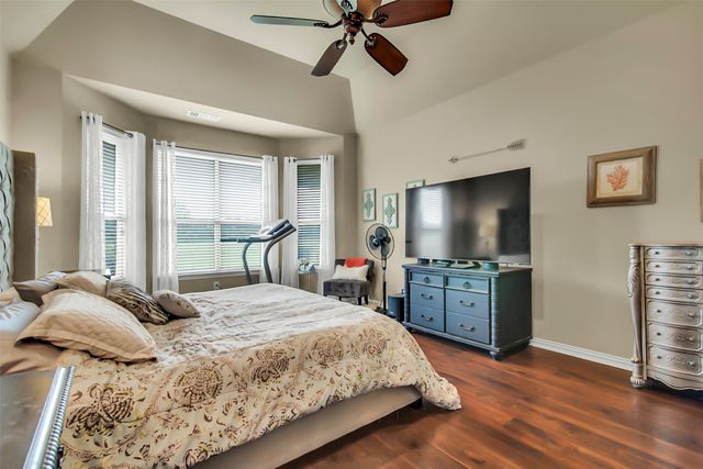 156 Buckskin Drive, Van Alstyne, TX 75495