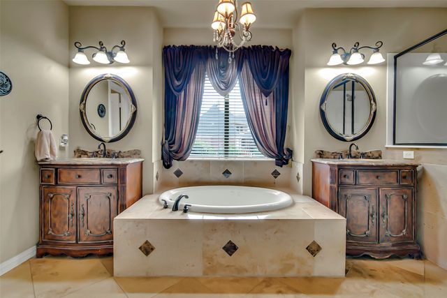 156 Buckskin Drive, Van Alstyne, TX 75495