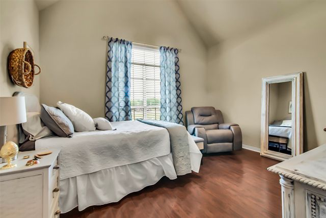 156 Buckskin Drive, Van Alstyne, TX 75495