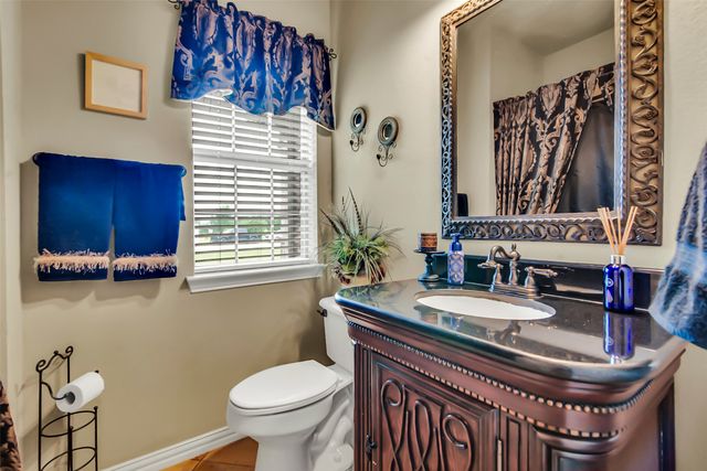 156 Buckskin Drive, Van Alstyne, TX 75495