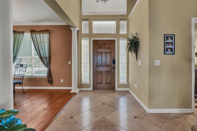 156 Buckskin Drive, Van Alstyne, TX 75495