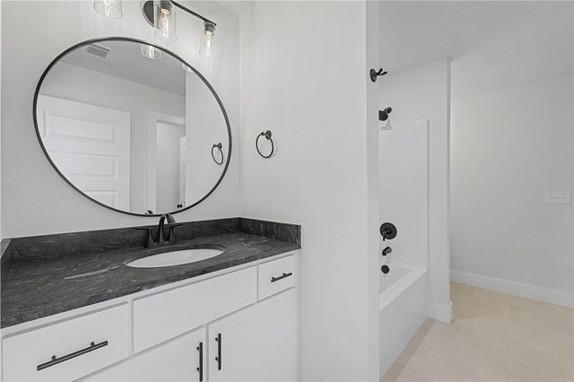 1141 Canyon Maple Street, Centerton, AR 72719