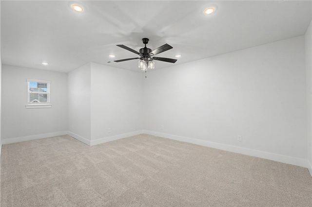 1141 Canyon Maple Street, Centerton, AR 72719