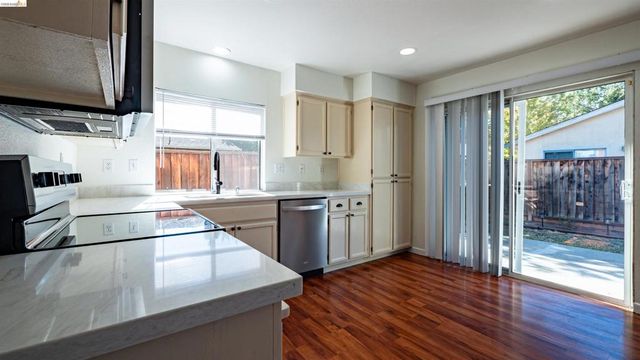1548 Freed Cir, Pittsburg, CA 94565