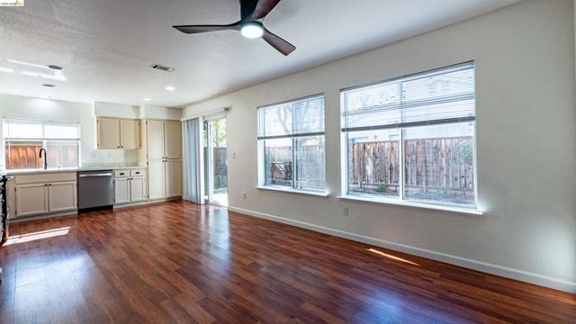 1548 Freed Cir, Pittsburg, CA 94565
