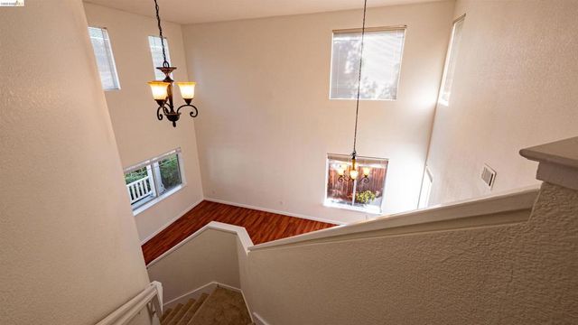 1548 Freed Cir, Pittsburg, CA 94565