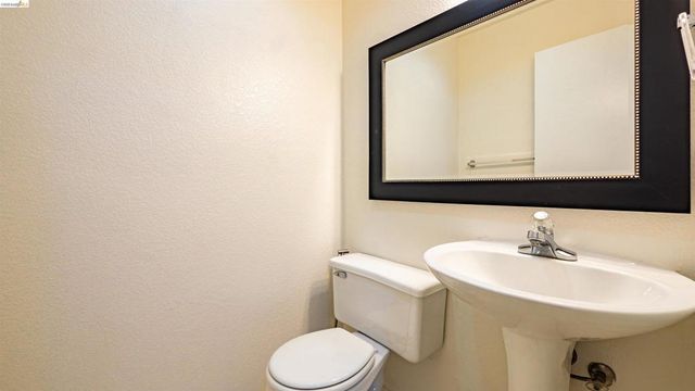 1548 Freed Cir, Pittsburg, CA 94565
