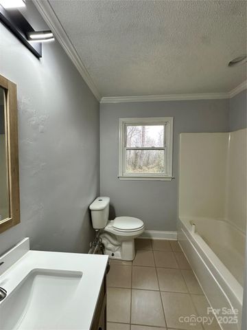 1011 Hull Street, Statesville, NC 28677