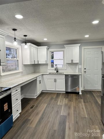 1011 Hull Street, Statesville, NC 28677