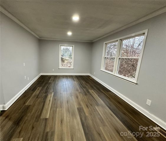 1011 Hull Street, Statesville, NC 28677