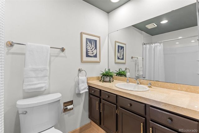 7373 E Iowa Avenue 1085, Denver, CO 80231