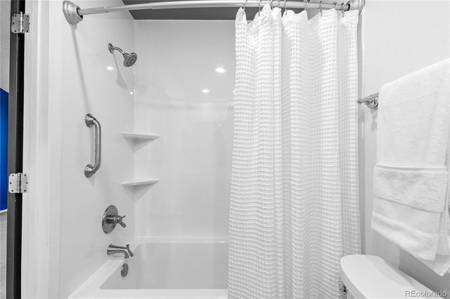 7373 E Iowa Avenue 1085, Denver, CO 80231