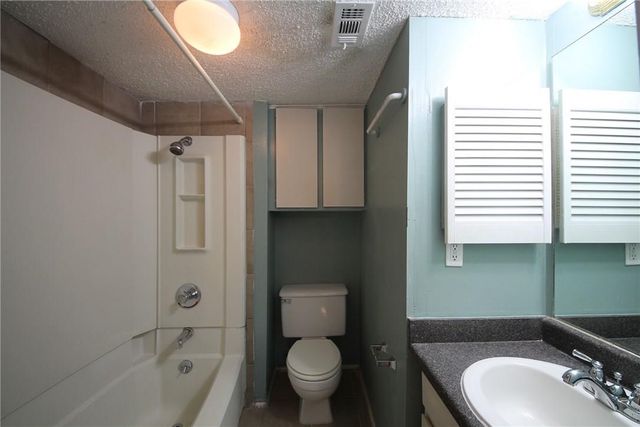 2401 Leon ST 200, Austin, TX 78705