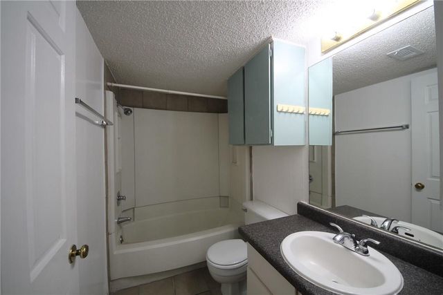 2401 Leon ST 200, Austin, TX 78705