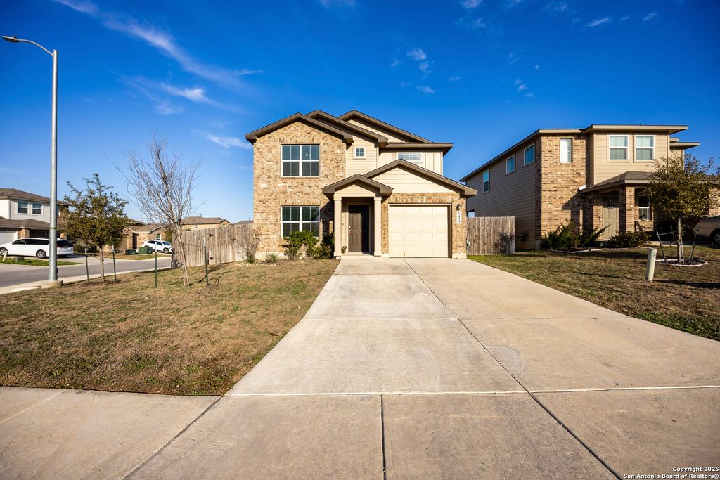 6439 Handel Lodge, San Antonio, TX 78252