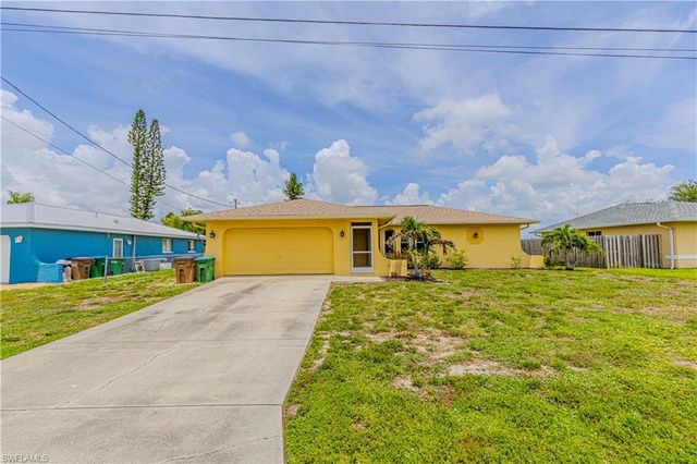 1112 SE 13th PL, Cape Coral, FL 33990