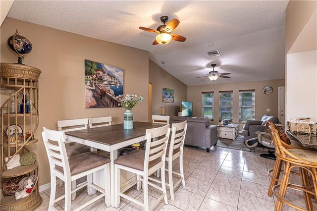 1112 SE 13th PL, Cape Coral, FL 33990