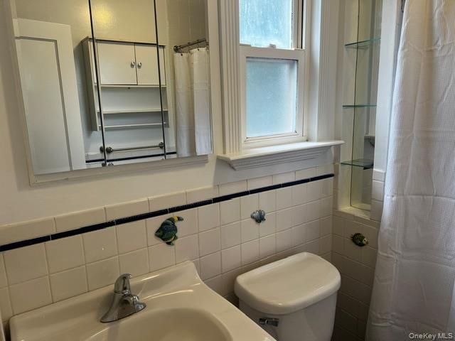 30 Smith Street, Glen Cove, NY 11542