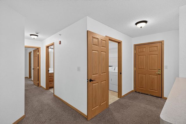 1600 Arundel Street 309, Saint Paul, MN 55117