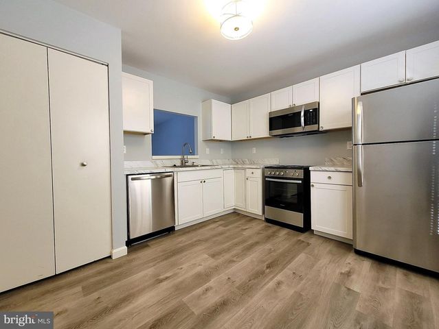 31 LAMPLIGHTER LN, Dover, DE 19904