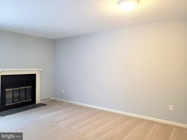 31 LAMPLIGHTER LN, Dover, DE 19904