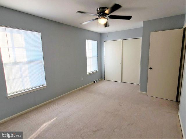 31 LAMPLIGHTER LN, Dover, DE 19904