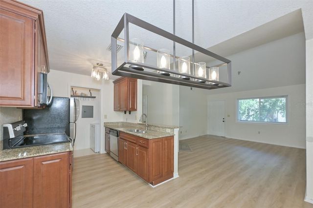 10265 GANDY BOULEVARD N 1006, St Petersburg, FL 33702