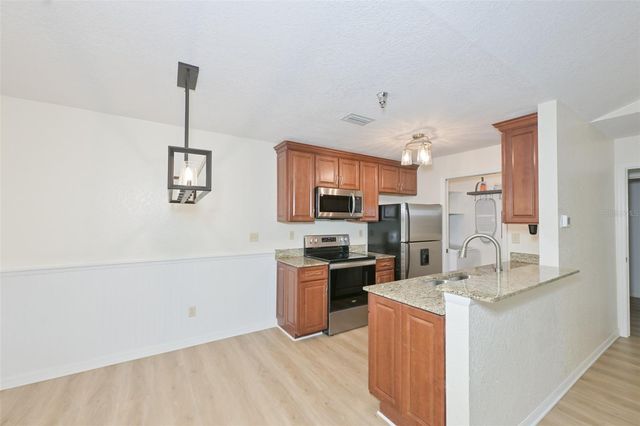 10265 GANDY BOULEVARD N 1006, St Petersburg, FL 33702