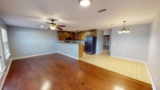 120 Jasmine Cir, Enterprise, AL 36330