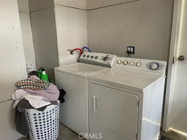 2079 W 1st Avenue, San Bernardino, CA 92407