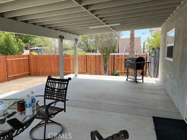 2079 W 1st Avenue, San Bernardino, CA 92407