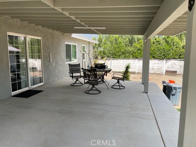 2079 W 1st Avenue, San Bernardino, CA 92407